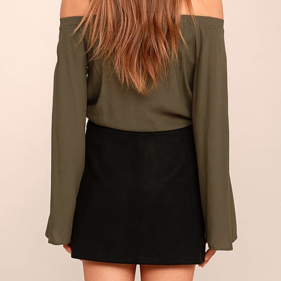 EUC Lulu's Simply Perf Black Suede Mini Skirt - Picture 3 of 10